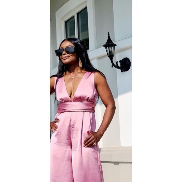 Express Size S Semi Formal Satin Jumpsuit Blush Pink Bow Tie Back Feminine New - Picture 2 of 15